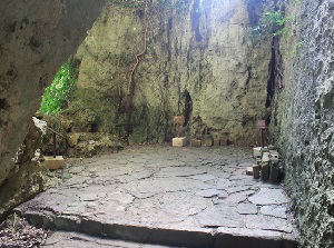 Inside of Sanguui in Seifa-Utaki