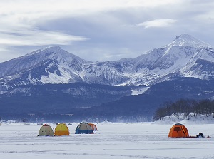 Lake Hibara in winter