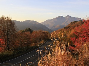 Bandai-Azuma Lake Line