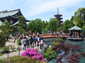 A pond in Kawasaki Daishi