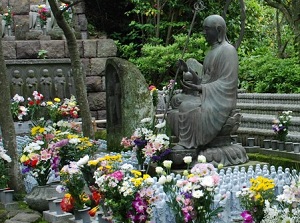 Many Buddha statues in Hase-dera