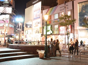 Sankaku Park in the evening